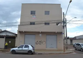 Foto 1 de Apartamento com 2 Quartos para alugar, 40m² em Setor Uniao, Goiânia
