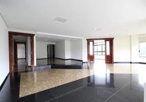 Foto 1 de Apartamento com 4 Quartos à venda, 221m² em Sidil, Divinópolis