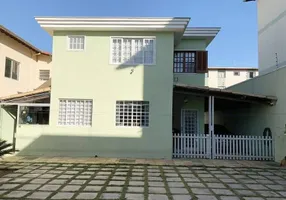 Foto 1 de Casa com 4 Quartos à venda, 280m² em Serrano, Belo Horizonte