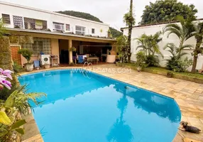 Foto 1 de Casa com 3 Quartos à venda, 468m² em Pitangueiras, Guarujá