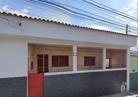 Foto 1 de Casa com 1 Quarto à venda, 195m² em Vila Paulo Romeu, Cruzeiro