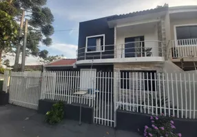 Foto 1 de Sobrado com 3 Quartos à venda, 100m² em Alto Boqueirão, Curitiba