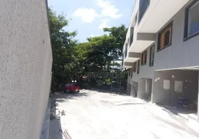 Foto 1 de Casa de Condomínio com 2 Quartos à venda, 104m² em Lajeado, Cotia