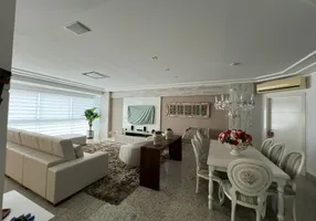 Foto 1 de Apartamento com 4 Quartos à venda, 192m² em Meia Praia, Itapema