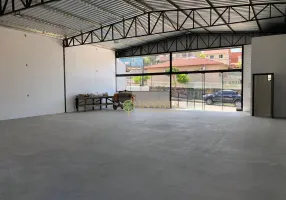 Foto 1 de Galpão/Depósito/Armazém para alugar, 360m² em Serraria, São José