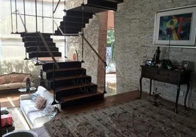Foto 1 de Casa com 4 Quartos para venda ou aluguel, 750m² em Fazenda Morumbi, São Paulo