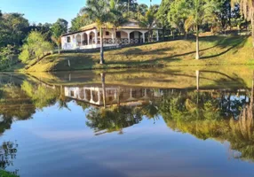 Foto 1 de Fazenda/Sítio com 4 Quartos à venda, 249m² em Zona Rural, Florestal