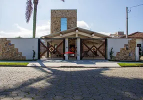 Foto 1 de Casa com 3 Quartos à venda, 238m² em Indaiá, Caraguatatuba