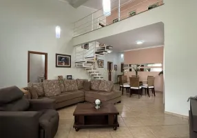 Foto 1 de Casa de Condomínio com 4 Quartos à venda, 200m² em Jardim das Nações, Taubaté