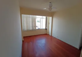 Foto 1 de Apartamento com 3 Quartos para alugar, 72m² em Grajaú, Rio de Janeiro