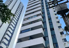 Foto 1 de Apartamento com 3 Quartos à venda, 107m² em Boa Viagem, Recife