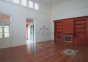 Foto 1 de Casa com 4 Quartos à venda, 915m² em Vila Tramontano, São Paulo