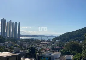 Foto 1 de Lote/Terreno à venda, 450m² em Barra, Balneário Camboriú