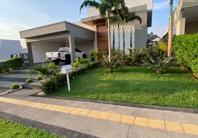 Foto 1 de Casa de Condomínio com 4 Quartos à venda, 268m² em Condomínio do Lago, Goiânia