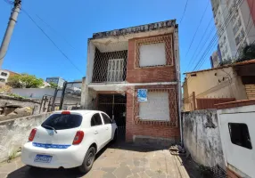 Foto 1 de Casa com 4 Quartos à venda, 160m² em Santana, Porto Alegre