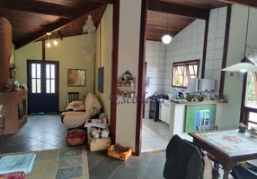 Foto 1 de Casa com 6 Quartos à venda, 222m² em Caraguata, Mairiporã