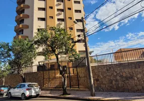 Foto 1 de Apartamento com 3 Quartos à venda, 314m² em Bosque, Presidente Prudente