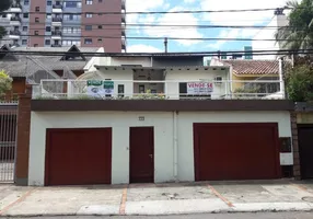 Foto 1 de Casa com 3 Quartos para alugar, 300m² em Passo da Areia, Porto Alegre