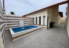 Foto 1 de Casa com 2 Quartos à venda, 65m² em Vila Loty, Itanhaém