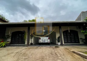 Foto 1 de Casa com 3 Quartos à venda, 195m² em Água Verde, Blumenau