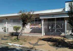 Foto 1 de Casa com 3 Quartos à venda, 241m² em Jardim do Trevo, Campinas