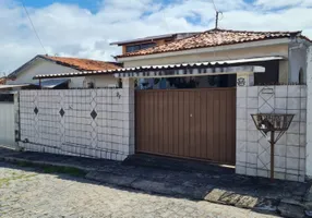Foto 1 de Casa com 3 Quartos à venda, 200m² em Ipês, João Pessoa