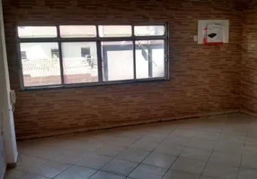Foto 1 de Consultório para alugar, 24m² em Centro, Nilópolis