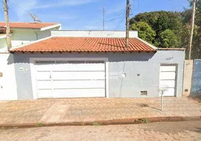 Foto 1 de Casa com 3 Quartos à venda, 225m² em Centro, São Joaquim da Barra