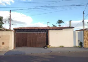 Foto 1 de Casa com 3 Quartos para alugar, 91m² em Vila Xavier, Araraquara