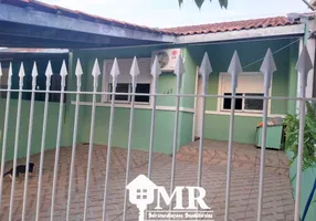 Foto 1 de Casa com 2 Quartos à venda, 60m² em Morada do Bosque, Cachoeirinha