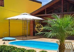 Foto 1 de Casa com 3 Quartos para alugar, 180m² em Lindóia, Curitiba