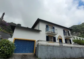 Foto 1 de Casa com 5 Quartos à venda, 231m² em Valparaiso, Petrópolis