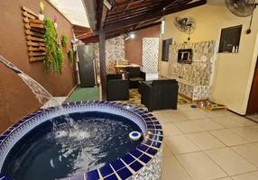 Foto 1 de Casa com 3 Quartos à venda, 160m² em Lagoa Redonda, Fortaleza