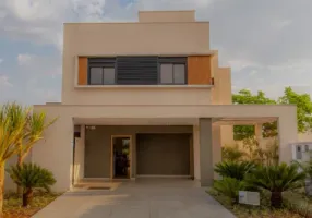 Foto 1 de Casa de Condomínio com 4 Quartos à venda, 181m² em Conjunto Residencial Storil, Aparecida de Goiânia