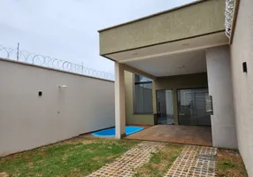 Foto 1 de Casa com 3 Quartos à venda, 125m² em Setor Cristina II Expansao, Trindade