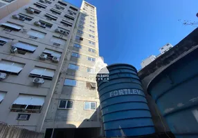 Foto 1 de Flat com 1 Quarto à venda, 3760m² em Copacabana, Rio de Janeiro