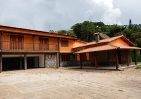 Foto 1 de Casa com 5 Quartos à venda, 242m² em Itaipava, Petrópolis