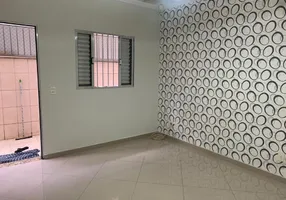 Foto 1 de Casa com 3 Quartos à venda, 211m² em Vila Monumento, São Paulo