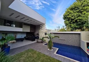 Foto 1 de Casa de Condomínio com 4 Quartos à venda, 318m² em Campo Grande, Rio de Janeiro