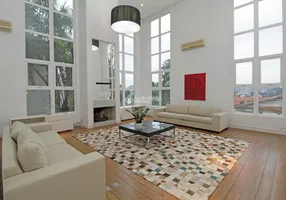 Foto 1 de Casa com 3 Quartos à venda, 375m² em Boa Vista, Porto Alegre
