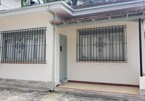 Foto 1 de Casa com 4 Quartos à venda, 160m² em Estrada da Saudade, Petrópolis