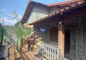 Foto 1 de Casa com 5 Quartos à venda, 259m² em Santa Tereza, Belo Horizonte