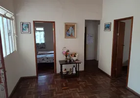 Foto 1 de Casa com 4 Quartos à venda, 539m² em Palmeiras, Ponte Nova