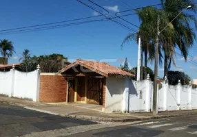 Foto 1 de Casa com 4 Quartos à venda, 215m² em Vila Costa do Sol, São Carlos