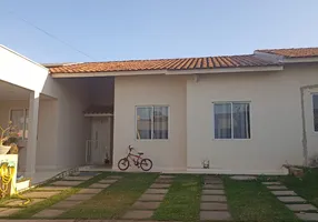 Foto 1 de Casa de Condomínio com 2 Quartos à venda, 50m² em Petrópolis, Várzea Grande