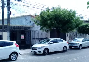 Foto 1 de Casa com 3 Quartos para alugar, 380m² em Parquelândia, Fortaleza