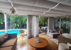 Foto 1 de Casa com 3 Quartos à venda, 350m² em Caxingui, São Paulo