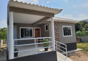 Foto 1 de Casa com 2 Quartos à venda, 79m² em Jacaroá, Maricá