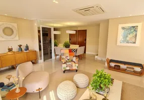 Foto 1 de Casa com 3 Quartos à venda, 233m² em Piatã, Salvador