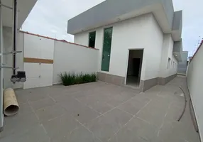 Foto 1 de Casa com 3 Quartos à venda, 79m² em Balneario Itaguai, Mongaguá